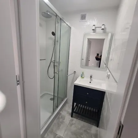 Moon Apartment
